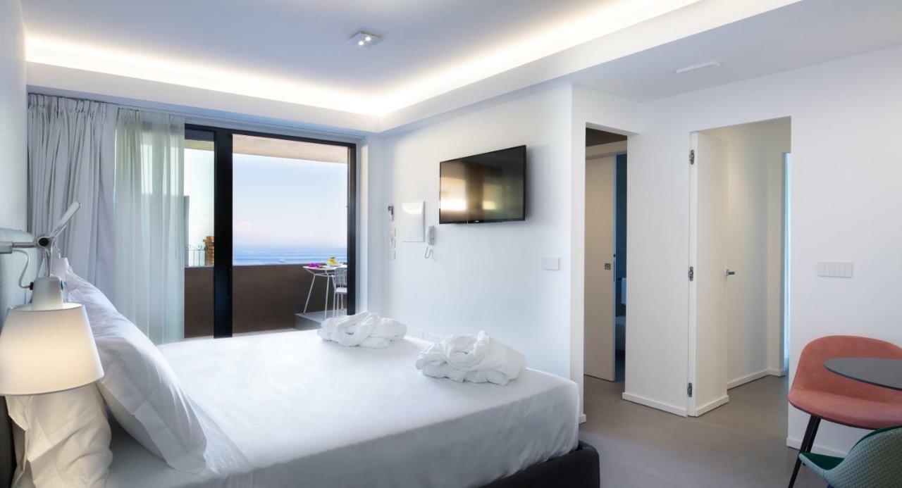 The View Luxury Apartments Таорміна Екстер'єр фото